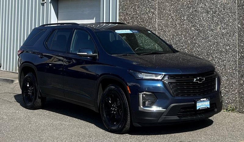 Certified 2023 Chevrolet Traverse LT w/ Midnight/Sport Edition image 1