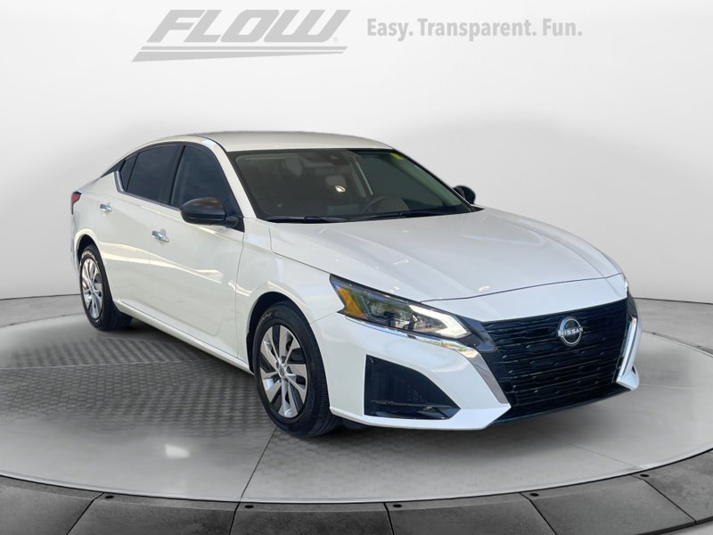 Certified 2025 Nissan Altima 2.5 S image 1