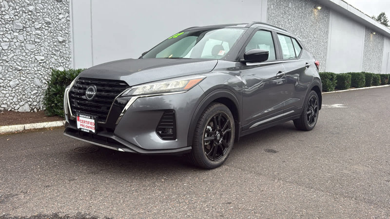 Certified 2022 Nissan Kicks SR w/ Premium Package image 1