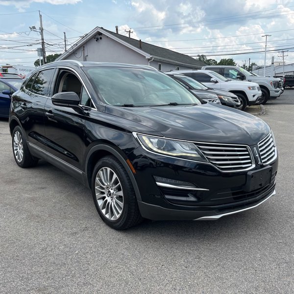 Used 2018 Lincoln MKC Reserve w/ Lincoln MKC Climate Package image 1