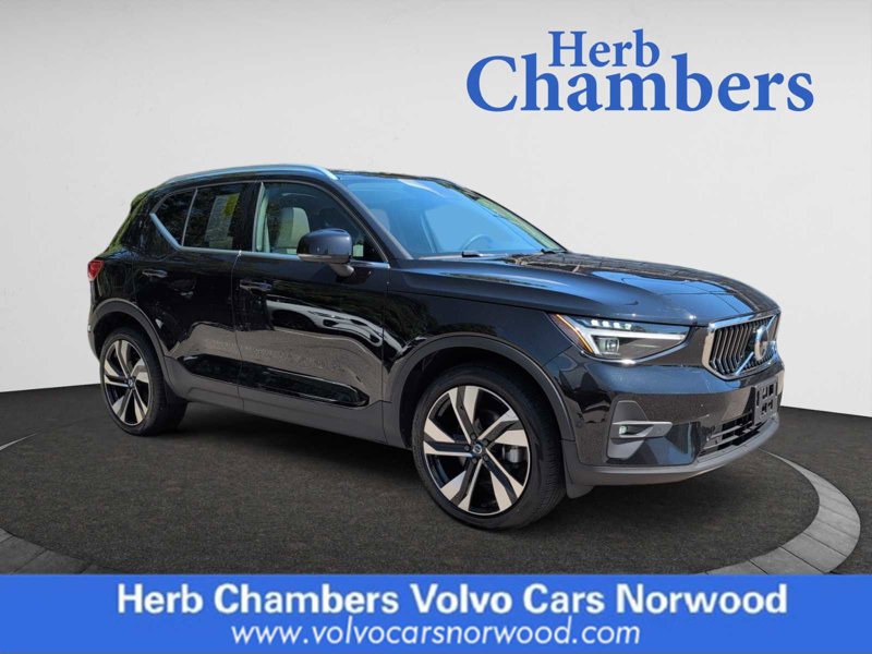 Certified 2023 Volvo XC40 B5 Ultimate w/ Protection Package Premier image 1