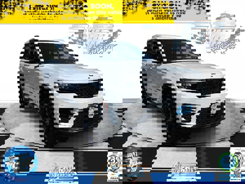 Certified 2023 Jeep Grand Cherokee Altitude image 1