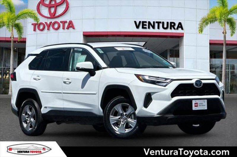 Certified 2023 Toyota RAV4 LE image 1