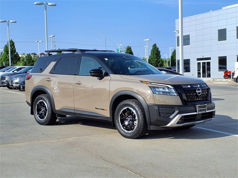 Certified 2023 Nissan Pathfinder Rock Creek image 1