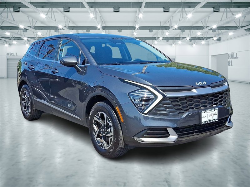 Certified 2024 Kia Sportage LX image 1