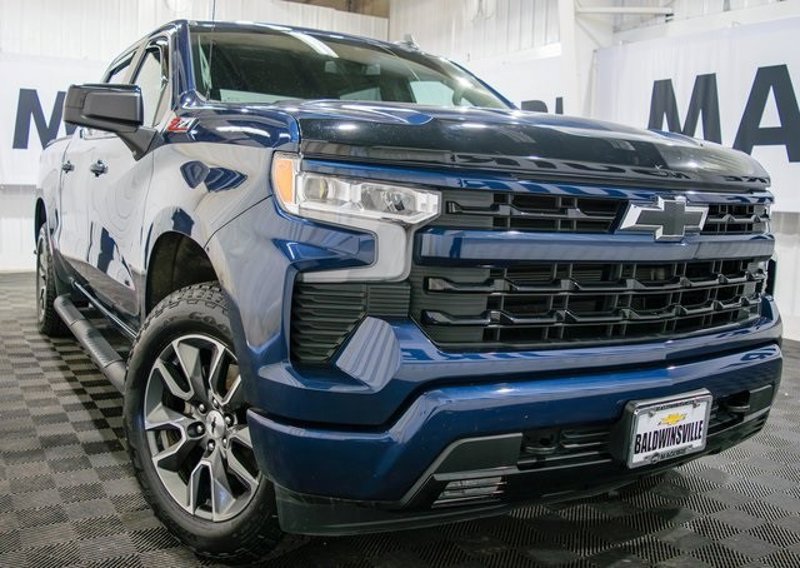 Certified 2023 Chevrolet Silverado 1500 RST image 1