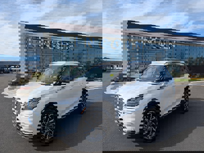 Certified 2021 Lincoln Corsair FWD image 1