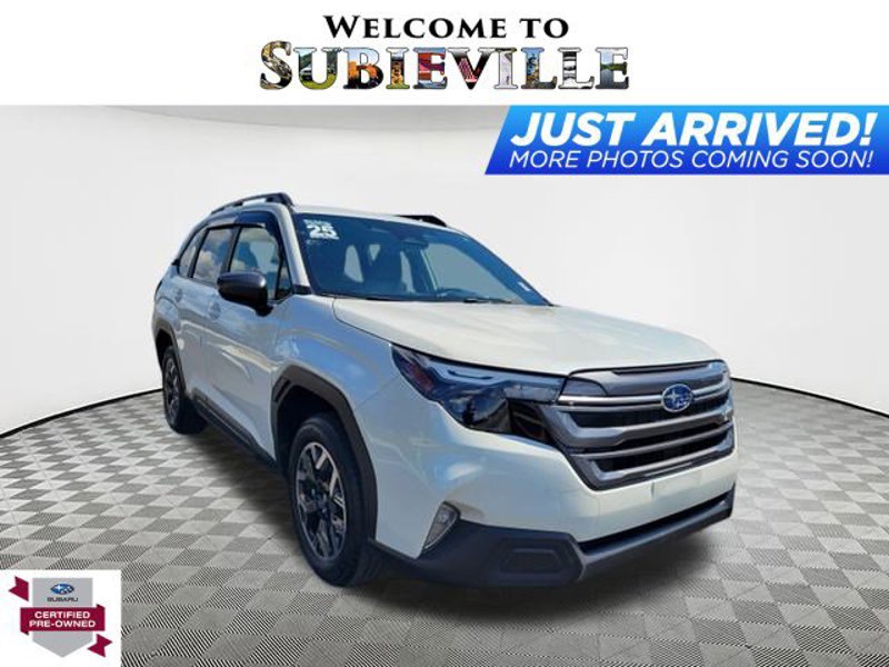 Certified 2025 Subaru Forester Premium image 1