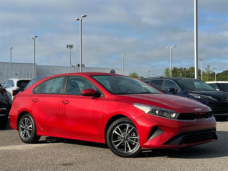 Certified 2023 Kia Forte LXS image 1