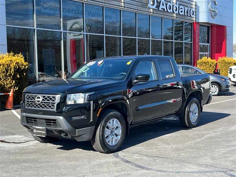 Certified 2023 Nissan Frontier SV w/ Tow Package image 1