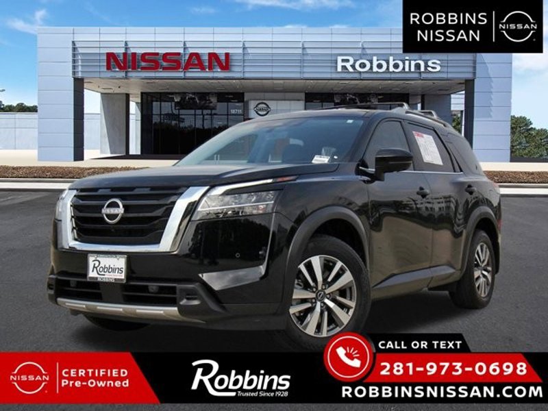 Certified 2024 Nissan Pathfinder SL image 1
