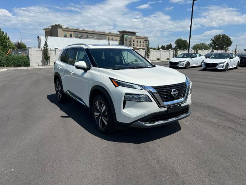 Certified 2023 Nissan Rogue SL image 1
