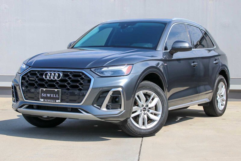 Certified 2022 Audi Q5 2.0T Premium w/ Convenience Package image 1