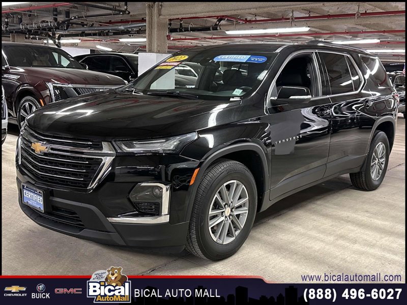 Certified 2022 Chevrolet Traverse LT image 1