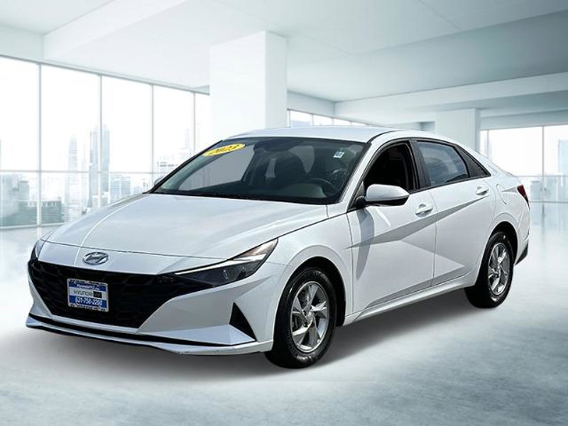 Certified 2023 Hyundai Elantra SE image 1