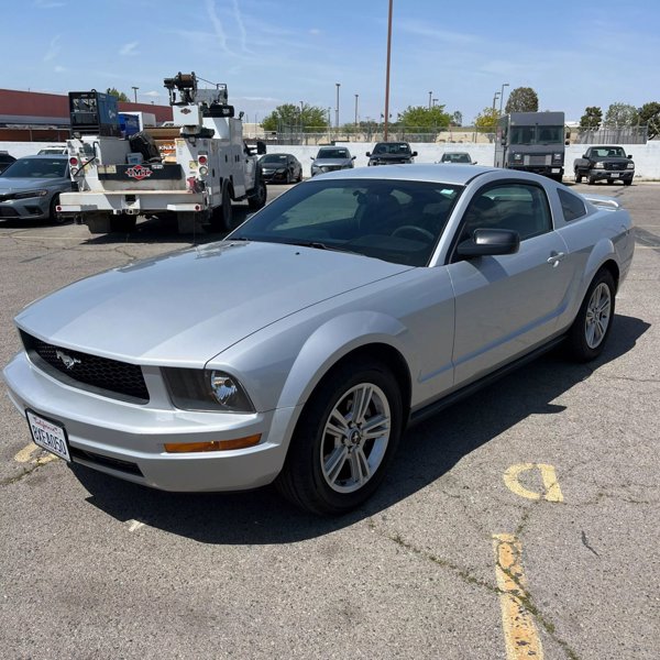 Used 2007 Ford Mustang Coupe image 1