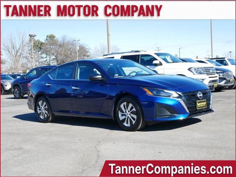 Certified 2024 Nissan Altima 2.5 S image 1