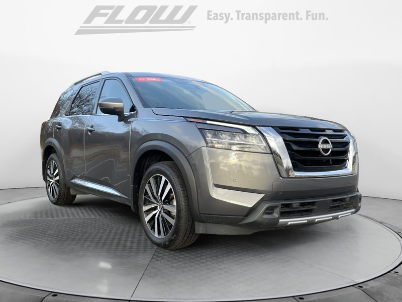 Certified 2024 Nissan Pathfinder Platinum image 1