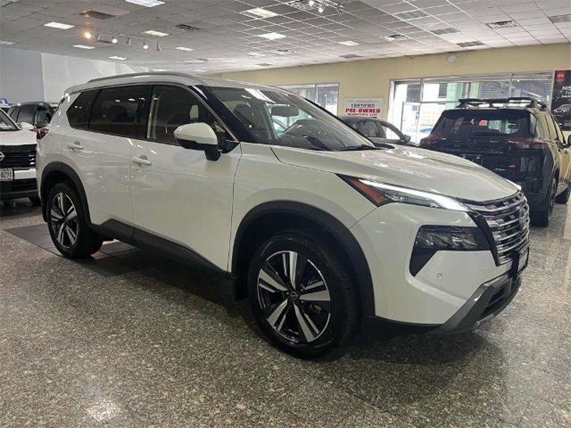 Certified 2024 Nissan Rogue SL image 1