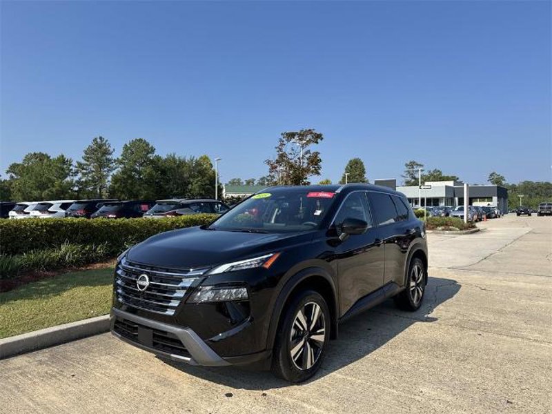 Certified 2025 Nissan Rogue SL image 1