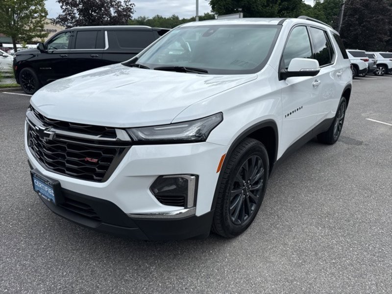 Certified 2023 Chevrolet Traverse RS image 1