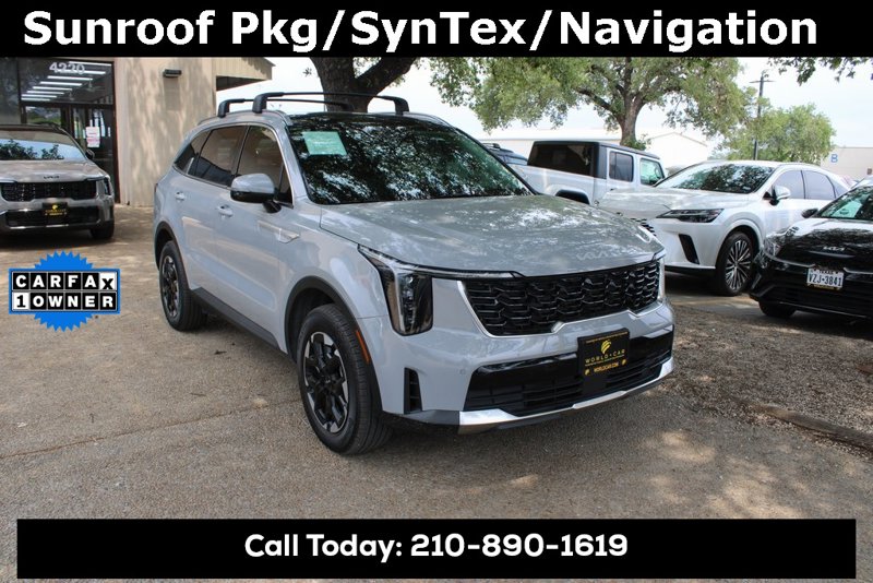 Certified 2024 Kia Sorento S w/ Panoramic Sunroof Package image 1