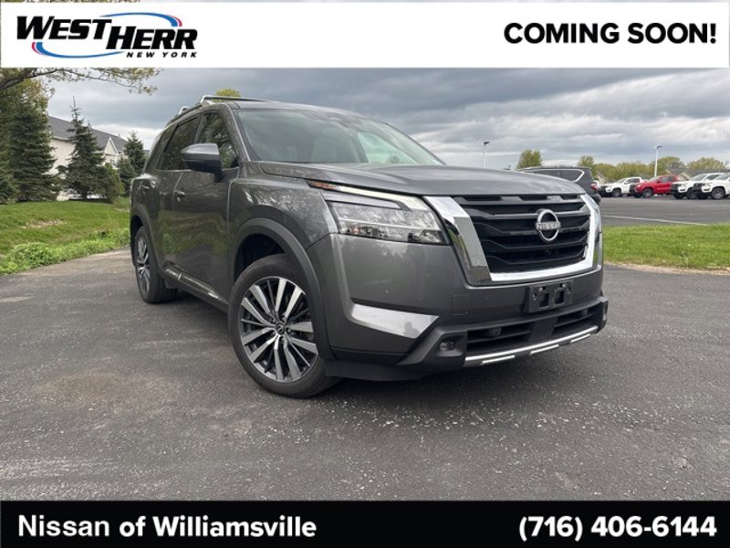 Certified 2022 Nissan Pathfinder Platinum w/ Cargo Package image 1