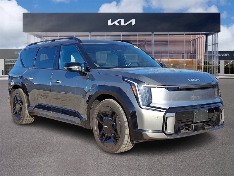 Certified 2025 Kia EV9 GT-Line image 1