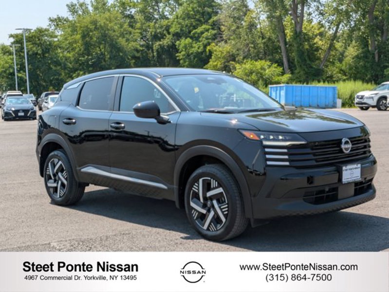 Certified 2025 Nissan Kicks SV image 1