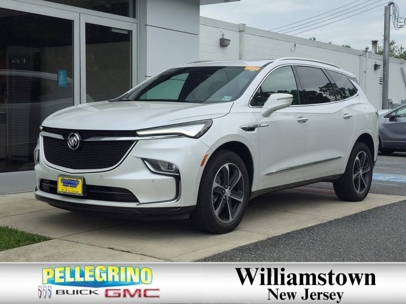 Certified 2022 Buick Enclave Essence w/ Experience Buick Package image 1