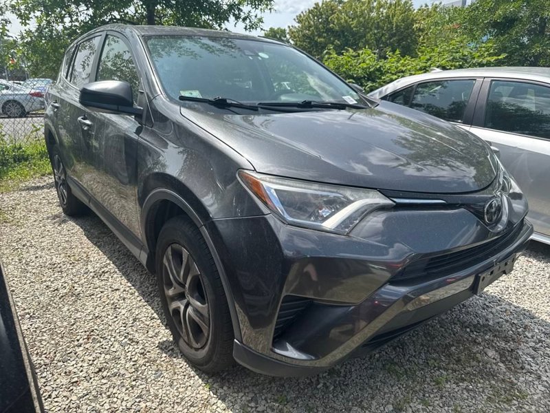 Used 2017 Toyota RAV4 LE image 1