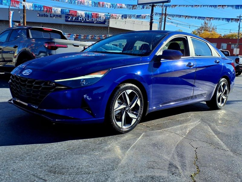 Certified 2023 Hyundai Elantra SEL w/ Convenience Package image 1