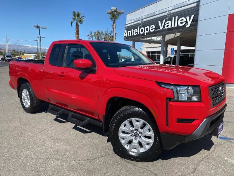 Certified 2022 Nissan Frontier SV w/ Technology Package image 1