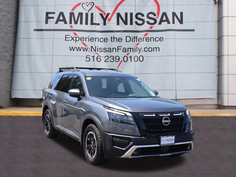 Certified 2024 Nissan Pathfinder Rock Creek image 1