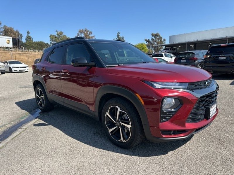Certified 2022 Chevrolet TrailBlazer RS w/ Sun and Liftgate Package image 1