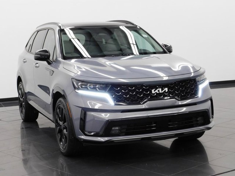 Certified 2022 Kia Sorento SX image 1