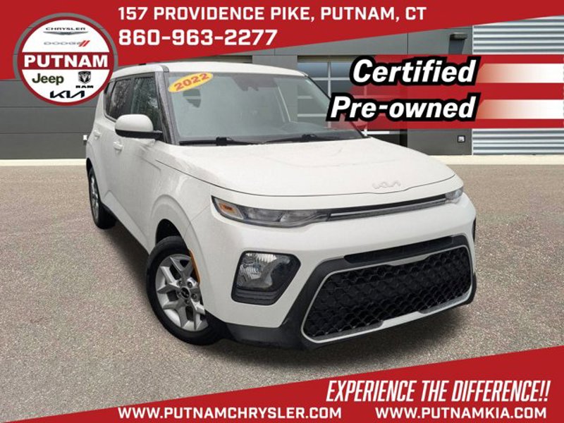 Certified 2022 Kia Soul LX w/ Technology Package image 1