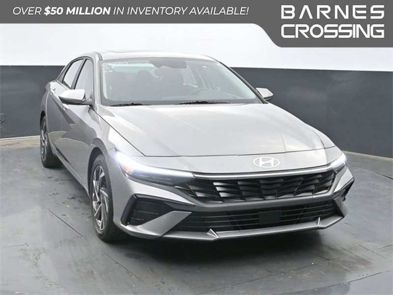Certified 2024 Hyundai Elantra SEL w/ Convenience Package image 1