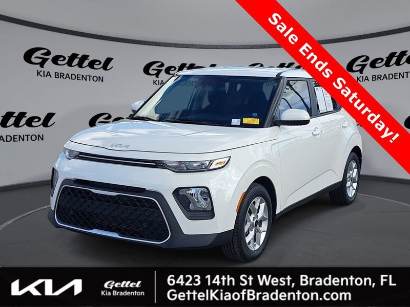 Certified 2022 Kia Soul S image 1