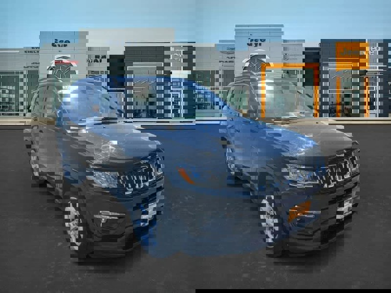 Certified 2021 Jeep Compass Latitude image 1