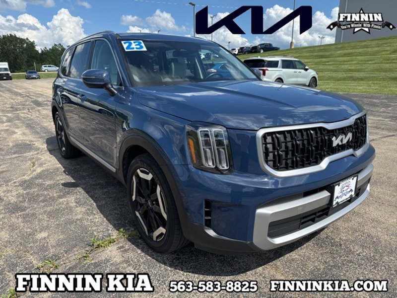 Certified 2023 Kia Telluride EX image 1