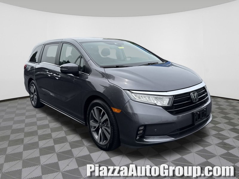 Certified 2023 Honda Odyssey Touring image 1