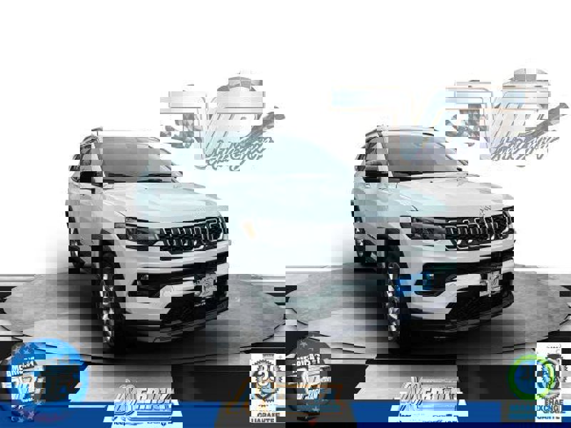 Certified 2024 Jeep Compass Latitude image 1