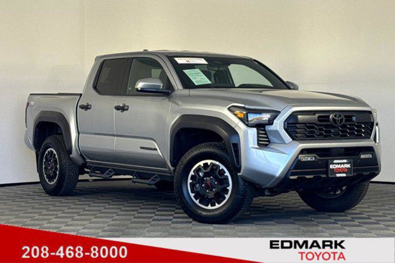 Certified 2024 Toyota Tacoma TRD Sport image 1