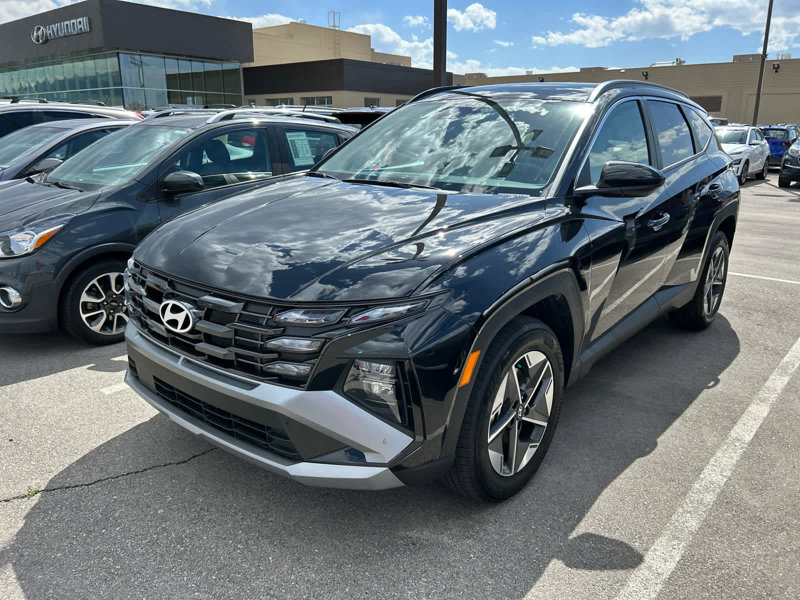 Certified 2025 Hyundai Tucson SEL image 1