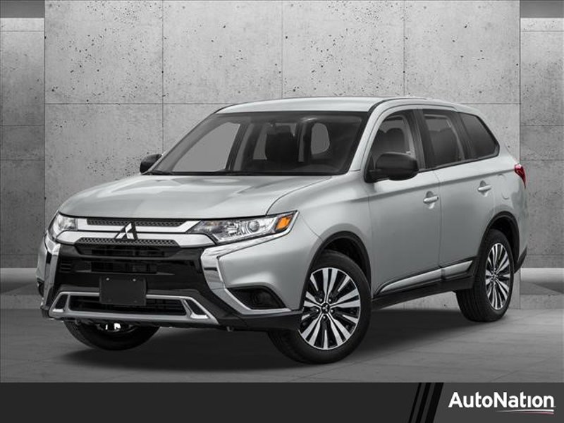 Used 2020 Mitsubishi Outlander SE image 1