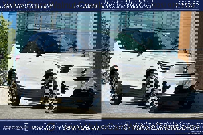 Certified 2023 Volvo XC40 Recharge Ultimate w/ Protection Package Premier image 1