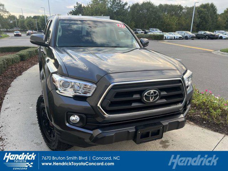 Certified 2023 Toyota Tacoma SR5 image 1