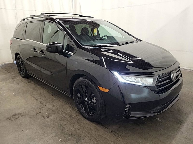 Certified 2024 Honda Odyssey Sport image 1