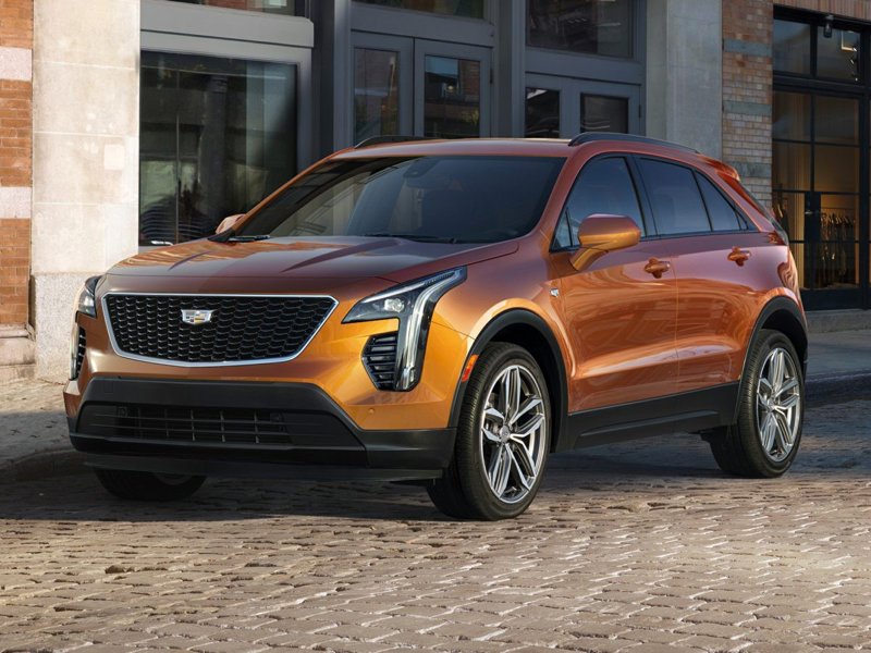 Certified 2022 Cadillac XT4 Luxury w/ Cold Weather Package image 1